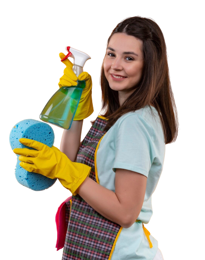 chica con productos de limpieza